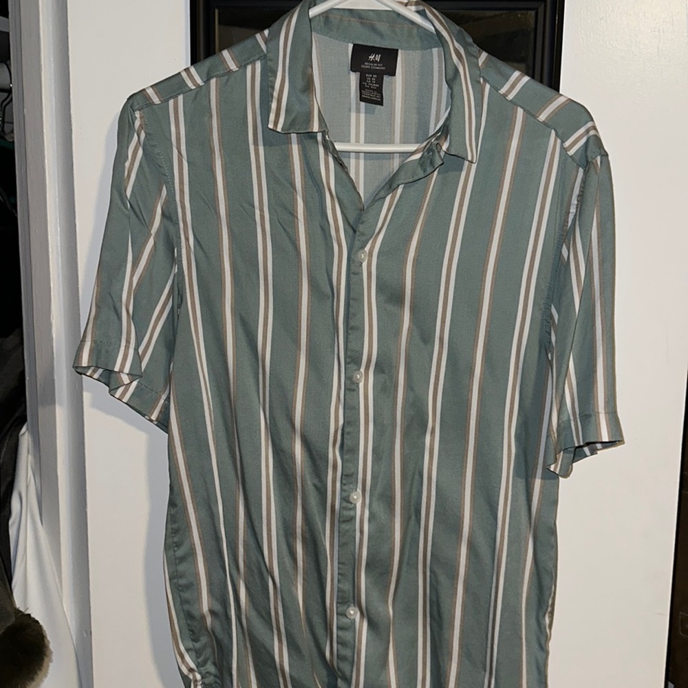 H&M Olive Green button down, XS